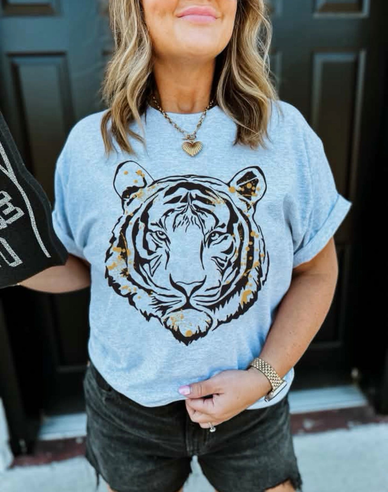 Golden Tiger Graphic Tee YOUTH (Ash Grey)