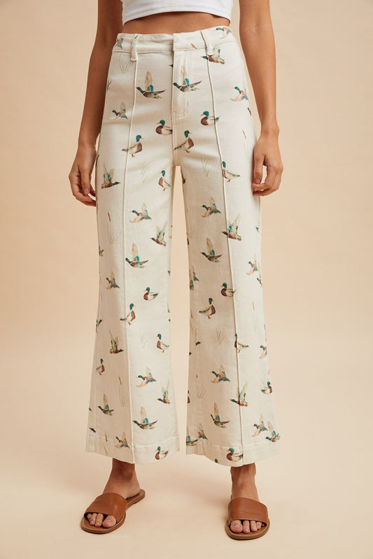 Mallard Print Stretch Denim Wide Leg Jean (Cream)