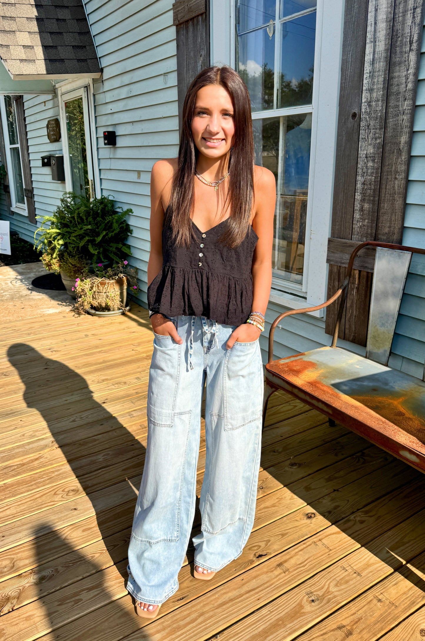Eyelet Tank (Black)