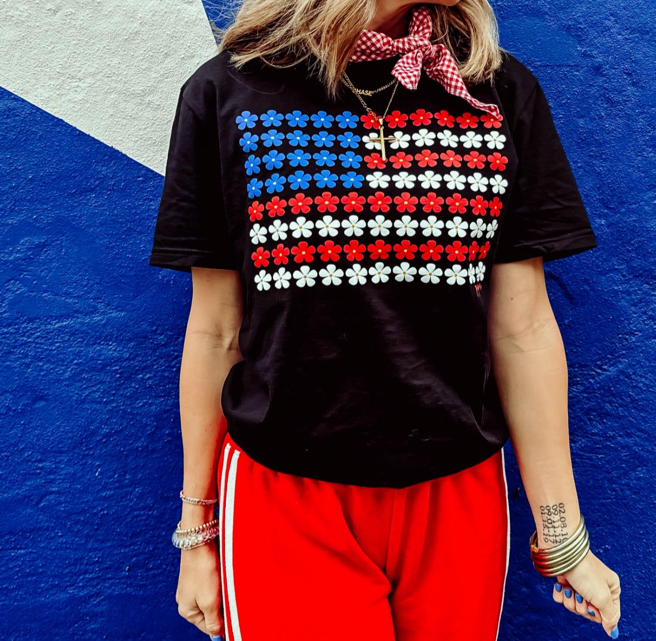 USA Daisy Flag Tee (Black)