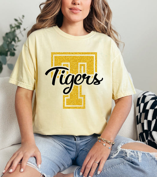 Tiger Glitter Graphic Tee (Butter)PREORDER ETA 3/15