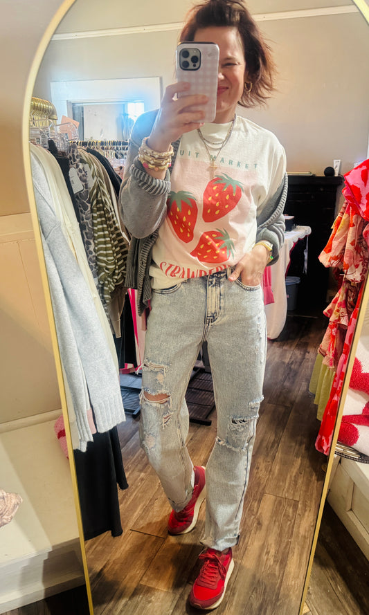 Flashback Straight Distressed Jeans ( Lightwash)