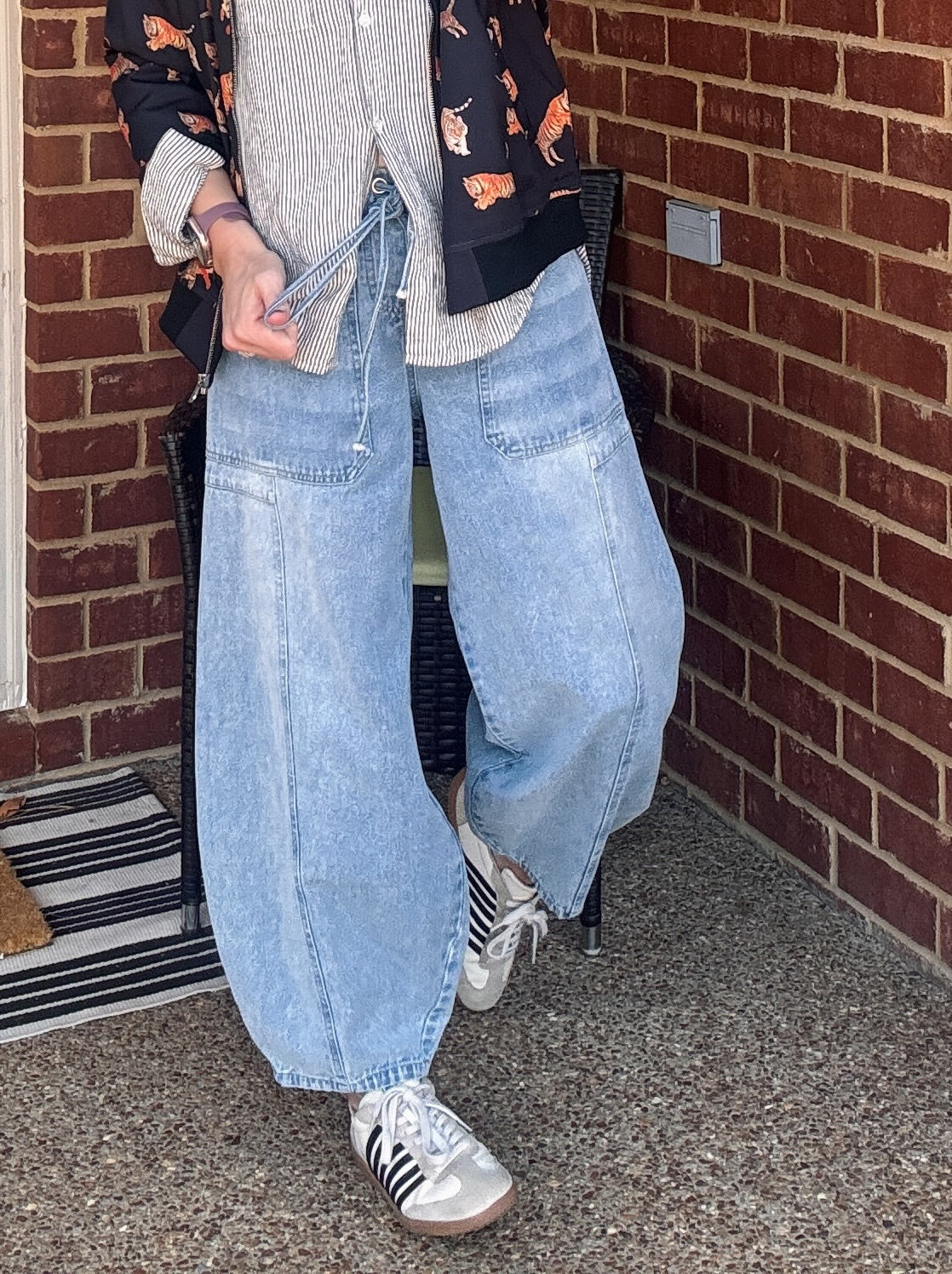 Slouchy Drawstring Barrel Jeans