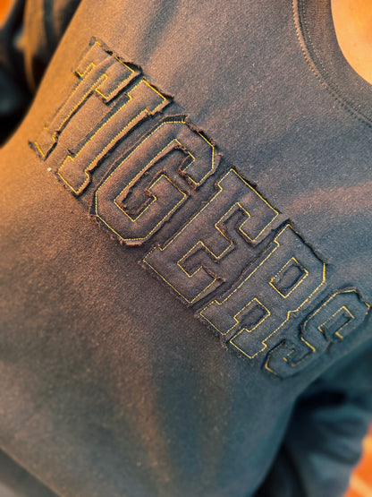 Tiger Applique Sweatshirt (Black)