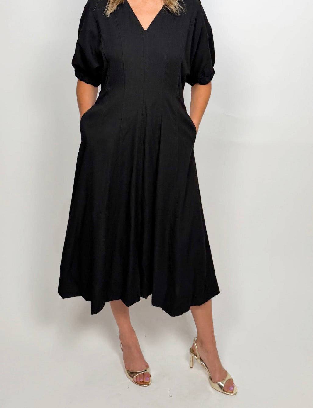 The Sofia Midi Dress (Black)