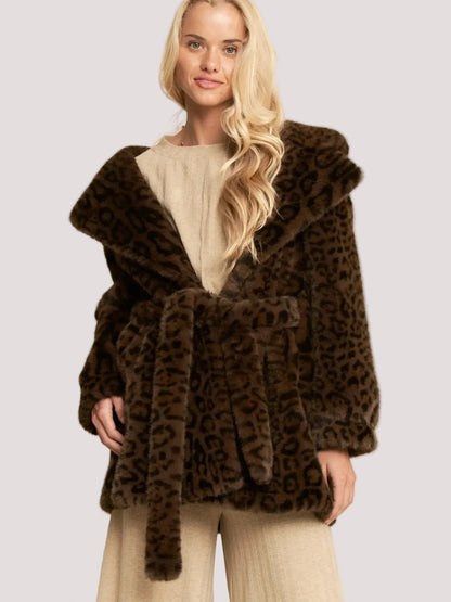 Sara Hooded Fur Coat (Leopard)