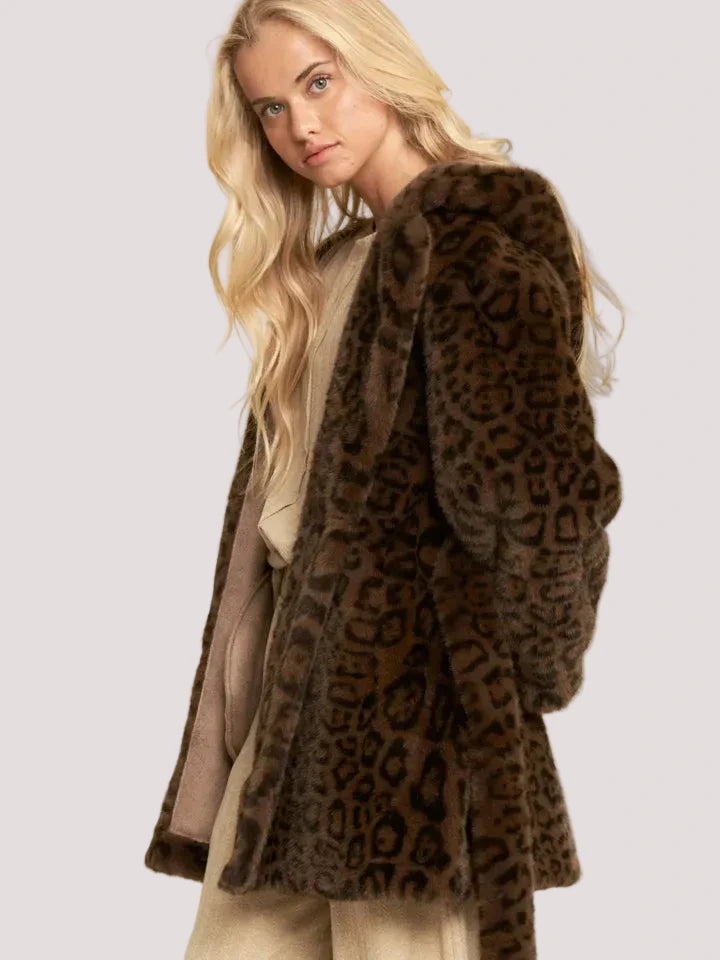 Sara Hooded Fur Coat (Leopard)