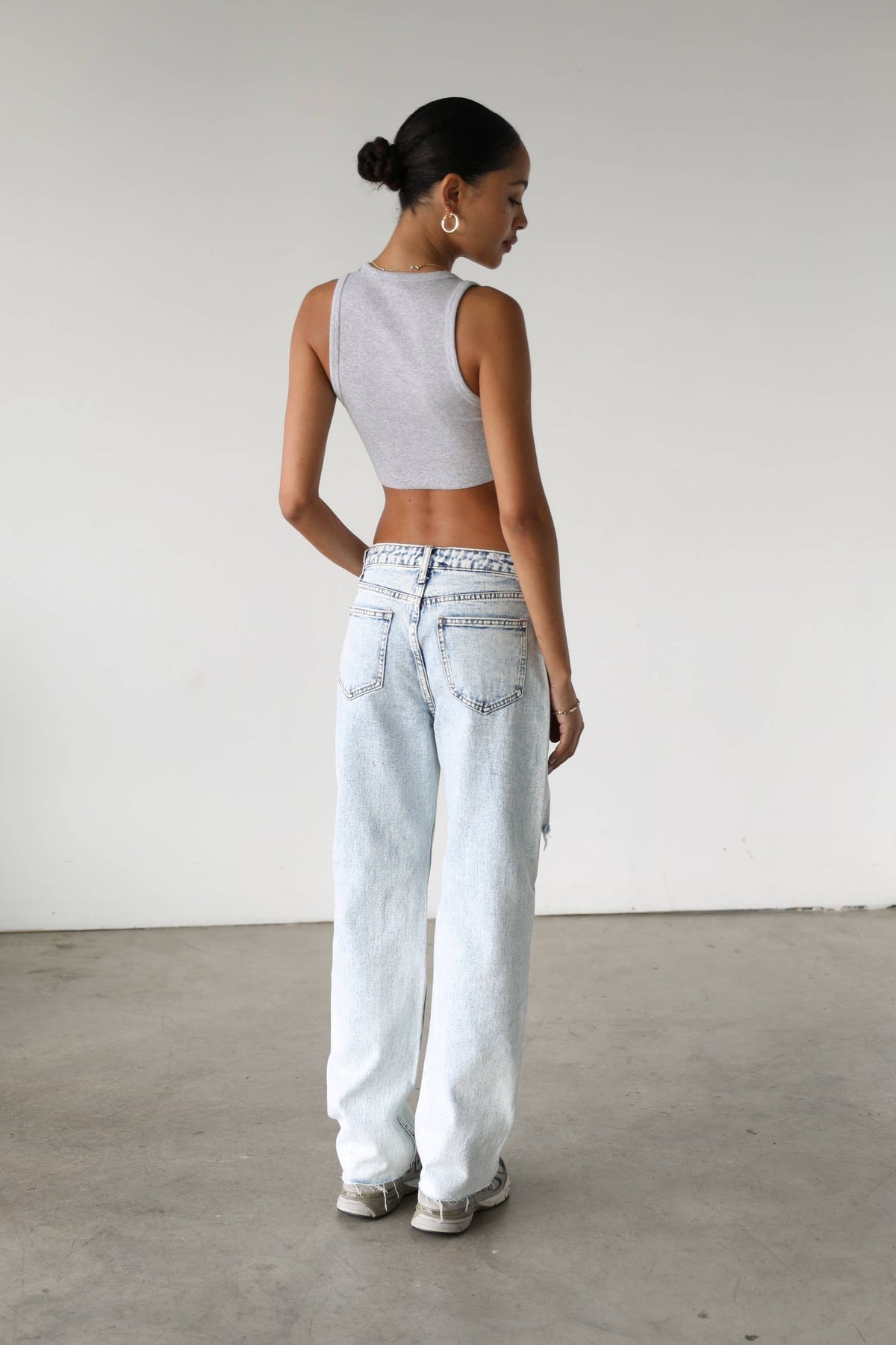 Flashback Straight Distressed Jeans ( Lightwash)