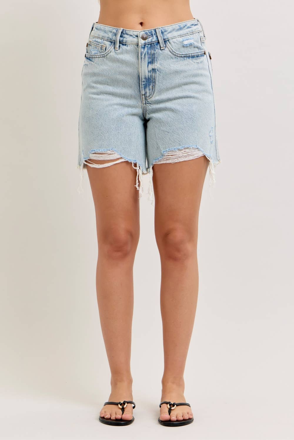 Judy Blue Rigid Magic Dad Short (Light Wash)